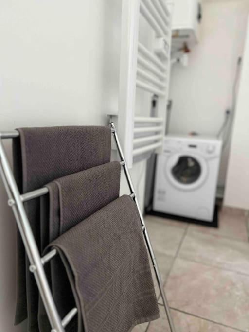 Appartement Elegant Proche Rer/ Cdg / Parc Des Expos 세브랑 외부 사진